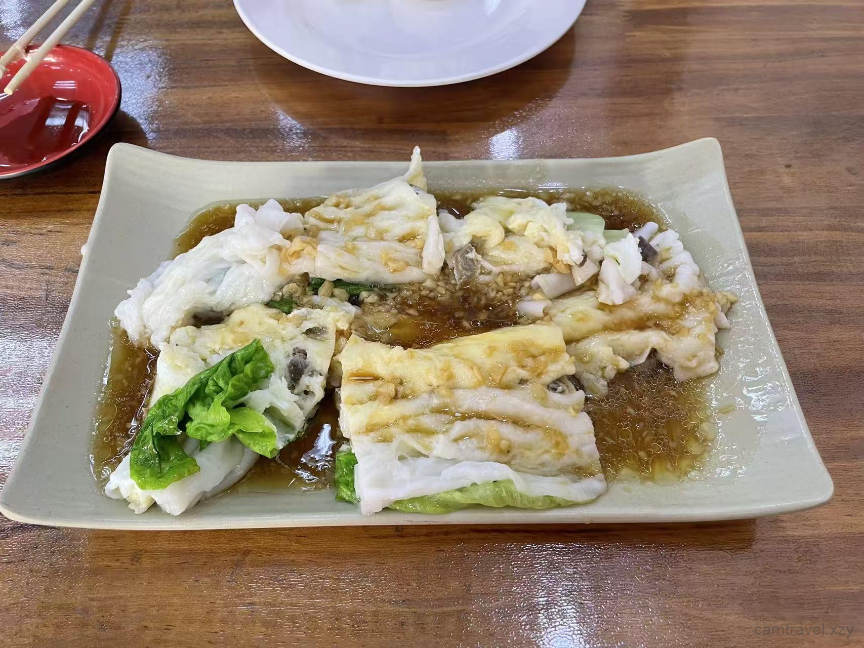 A $6 Chinese Breakfast in Phnom Penh: From Soy Milk to Cantonese Rice Rolls